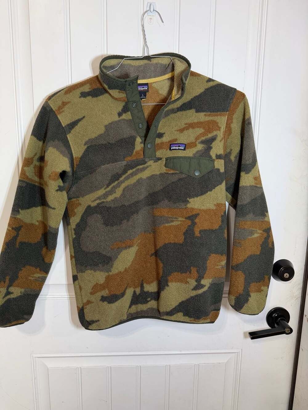 Patagonia Lightweight Synchilla Snap-T Pullover Camo Fleece. Youth Large.
